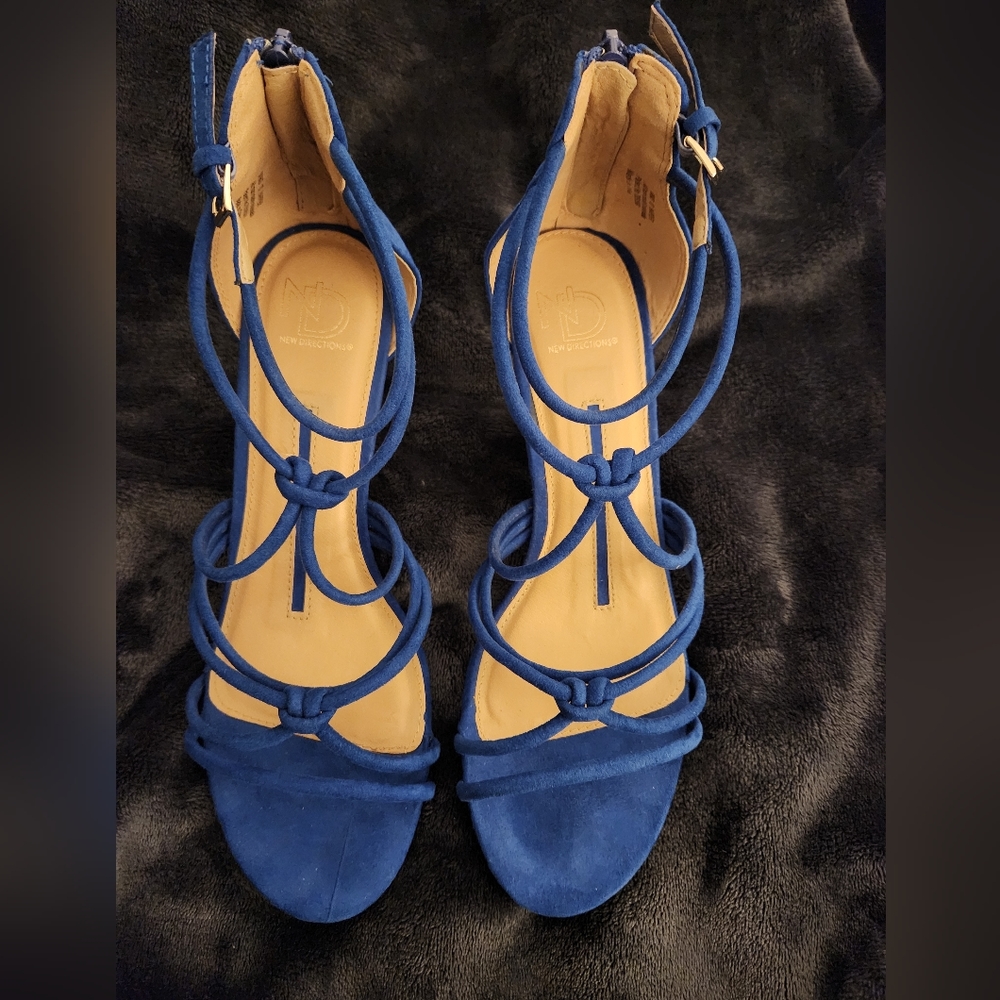 New Directions Blue Heels Size 10